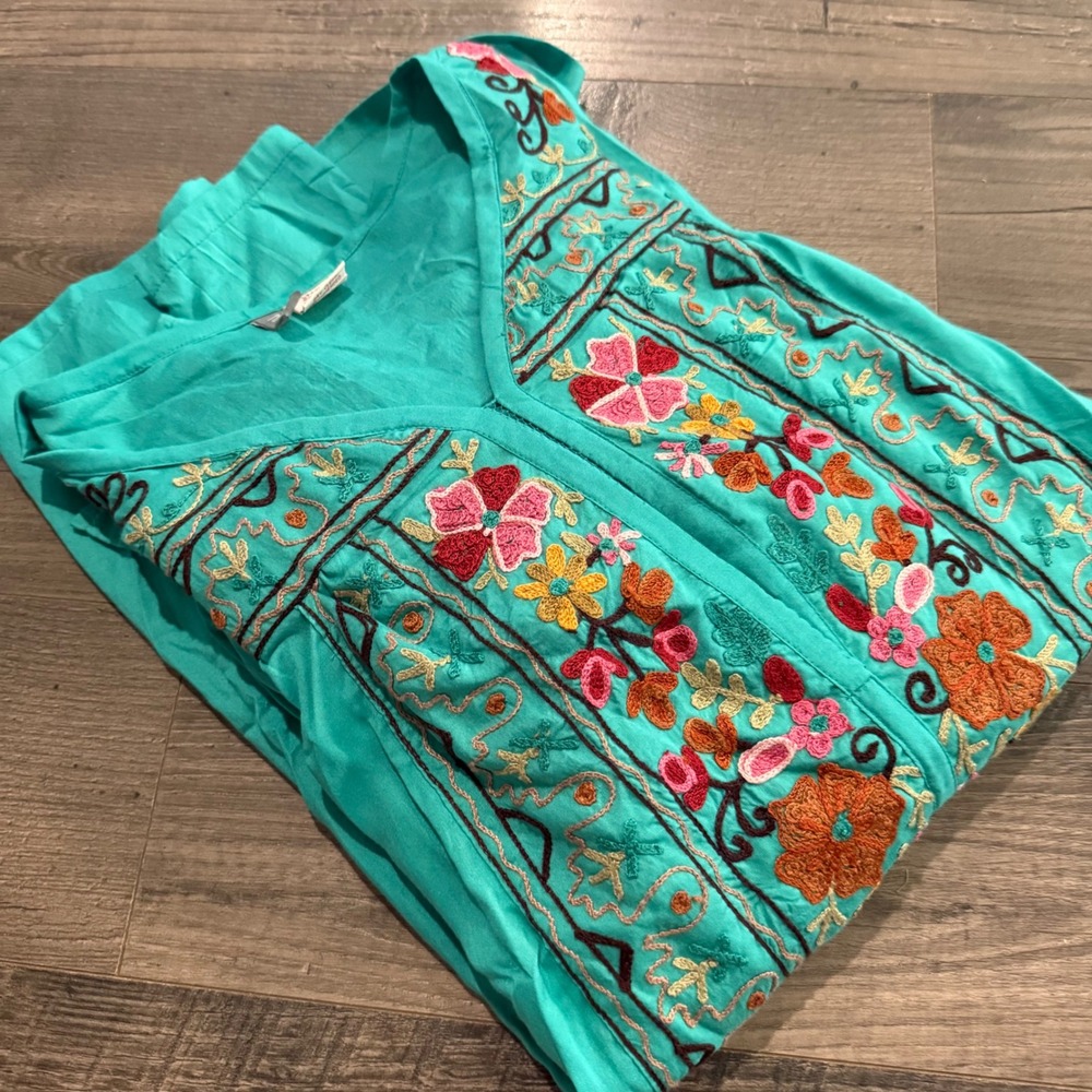 Anu Teal Floral Embroidered Peasant Blouse Boho Rayon Top S/M